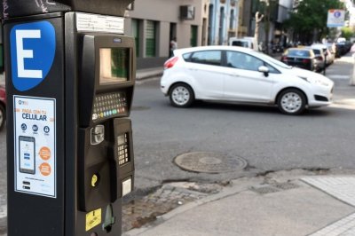 El estacionamiento medido de Rosario aumentó más de un 200 % Según cada zona