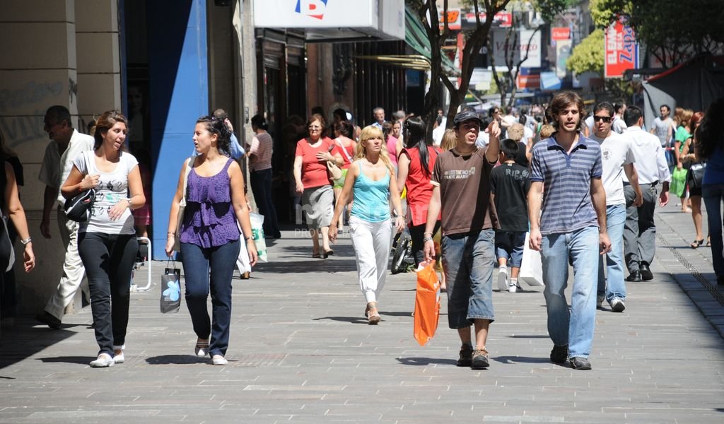 Los centros comerciales abiertos se hacen ms competitivos en Rosario