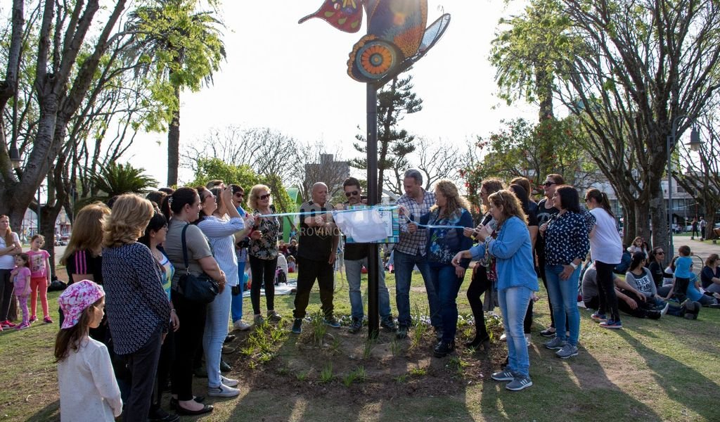 Caada de Gmez: inauguraron esculturas en plaza San Martn