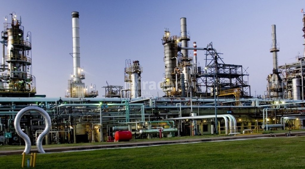Preocupa el destino de la refinera en San Lorenzo 