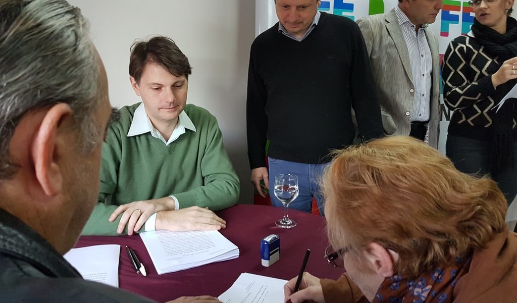 San Lorenzo: 45 dueos en el Fonavi Oeste firmaron sus escrituras
