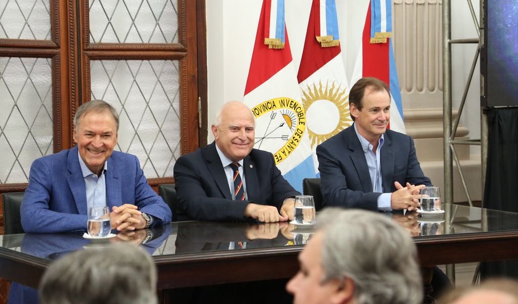 Santa Fe y Crdoba firmaron un convenio para la construccin de un acueducto interprovincial