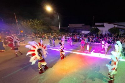 Ms de 3.000 personas disfrutaron de la Gran Noche de Carnaval en San Cristbal