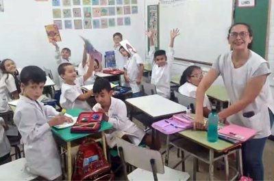 Desafi el paro: una maestra dio clases con el aula llena en el norte santafesino
