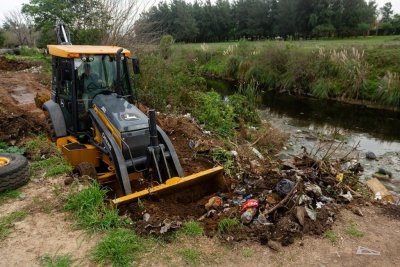 Contaminacin: quieren medir desechos industriales en el arroyo Luduea