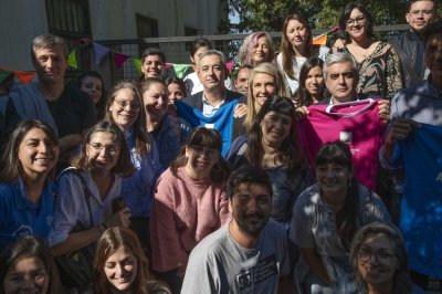 "Andamios": presentaron el programa para acompañar a chicos a terminar la primaria Rosario
