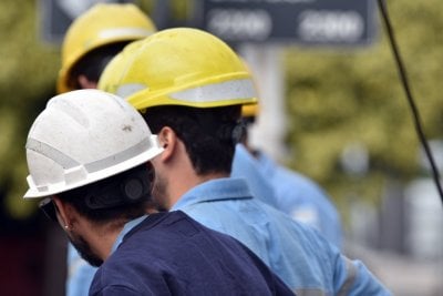 Boletas impagas: 500 empleados y jubilados de la EPE en mora