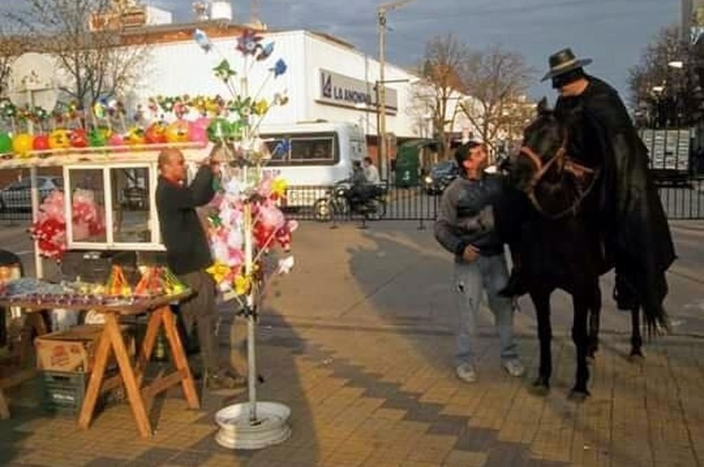 El reconocido gaucho venadense Sergio Omar Pasquini a través de sus redes sociales dio a conocer la historia. La gente lo denominó el “Diego de la Vega santafesino”. Foto:Gentileza.