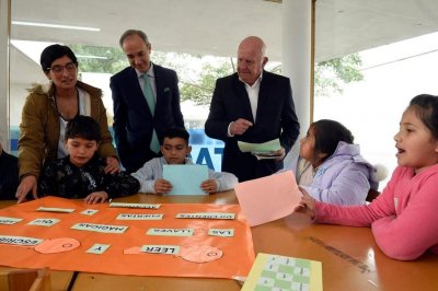Rosario se pone a la vanguardia de la educación con un proyecto de alfabetización Acompañamiento