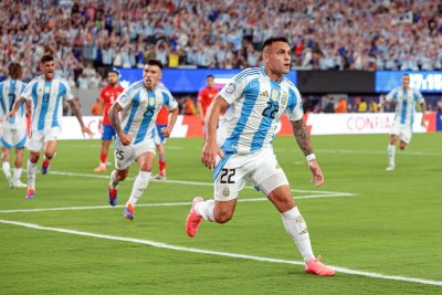 Argentina desat la euforia sobre el final: victoria ante Chile y clasificacin