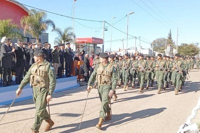 Imponente desfile en Villaguay por el Da de la Independencia