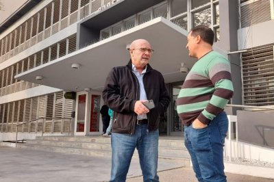 El gobernador recibi a familiares del hombre desaparecido en un campo