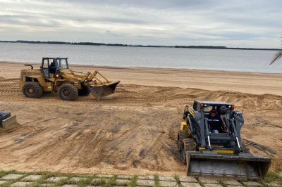 El Municipio prepara las playas para la temporada veraniega