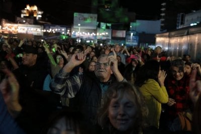 Los Palmeras hicieron vibrar a la Feria del Libro de Rosario