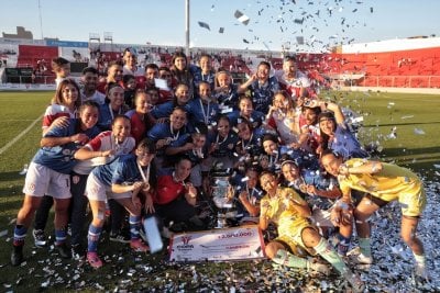 Remontada con goleada: Unin es tricampen de la Copa Santa Fe de ftbol femenino