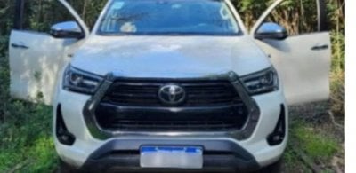 Buscan una camioneta 4x4 que fue robada en Glvez