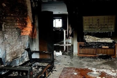 Se les prendi fuego la casa y lograron escapar por un balcn