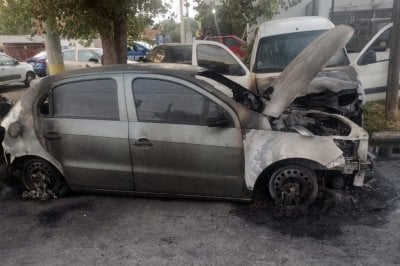 Incendios de autos y amenazas: detienen a la hermana de Alan Funes en el sur santafesino