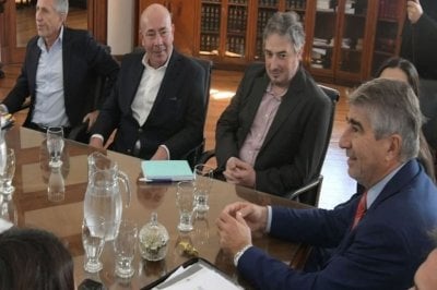 Ofrecen un 12 % a los empleados pblicos de la administracin central desde el gobierno provincial