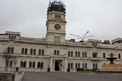 El gobierno convocó a los gremios docentes por fuera de las paritarias Educación