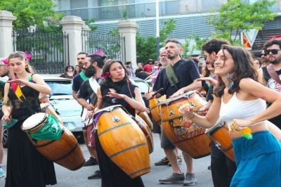 Paraná bailó al compás del candombe Contrafestejo