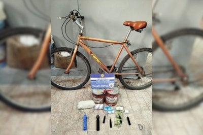 San Lorenzo: rob un aire acondicionado y se lo llevaba en una bicicleta