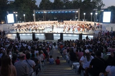 Emotiva celebracin del aniversario de la ciudad de Santa Fe