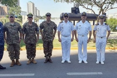 Sentido homenaje a los tripulantes del ARA San Juan en Santa Fe