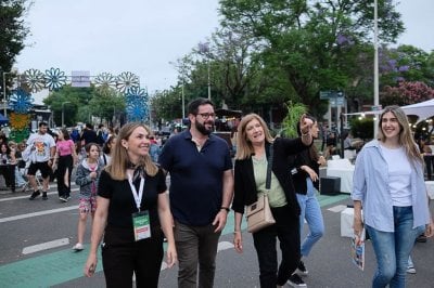 Gran cantidad de pblico disfrut la feria Disea Paran