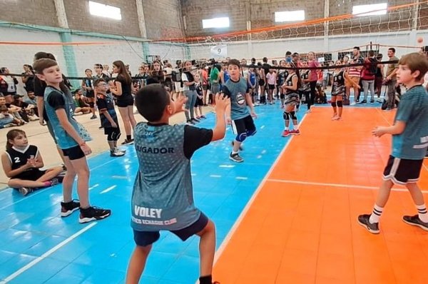 El minivleibol de Paran cierra su temporada