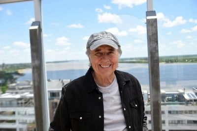 Joan Manuel Serrat: Estar en Rosario es volver a estar con Fontanarrosa