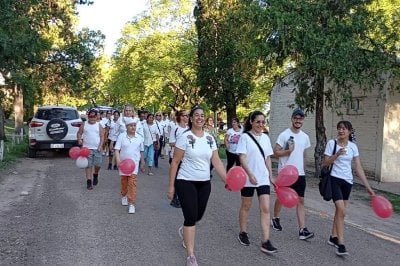 Caminata en Villaguay por el da de la enfermera