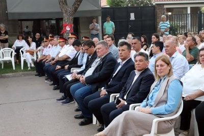 Los Bomberos Voluntarios de Gálvez celebraron sus 75 años de servicio a la comunidad Entidad pionera