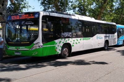 Rosario: por primera vez ponen a prueba un colectivo a GNC