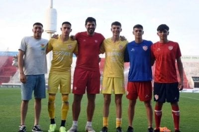 De Unión a la Selección Argentina: el arquero Agustín Chávez se metió en la Sub 20 para el Sudamericano Uno más en la lista