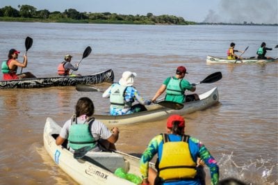 Conciencia ambiental: realizaron la limpieza del borde costero en el Balneario Municipal