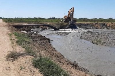 Tramo final para la obra de defensa contra inundaciones en Villa Paranacito