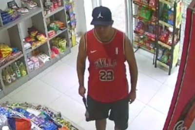 Un delincuente armado asalt a un comercio en Santa Fe: "Dame todo porque te mato!"