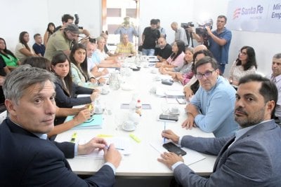 Paritarias en Santa Fe: el gobierno ofreci a la docencia un 5% para el primer trimestre