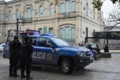 Recreo: una mujer fue atacada por su expareja con un cuchillo