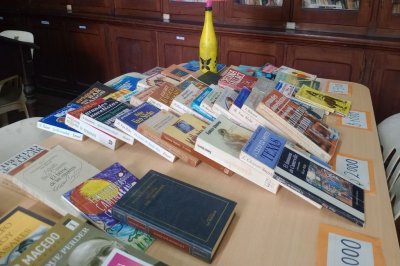 La Biblioteca Popular hizo una feria de libros repetidos para comprar nuevos